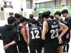 Team briefing before the first match vs. HKIT